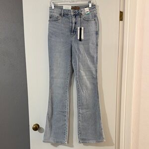 Judy Blue Light Wash Wide Leg Jeans - Pale Blue